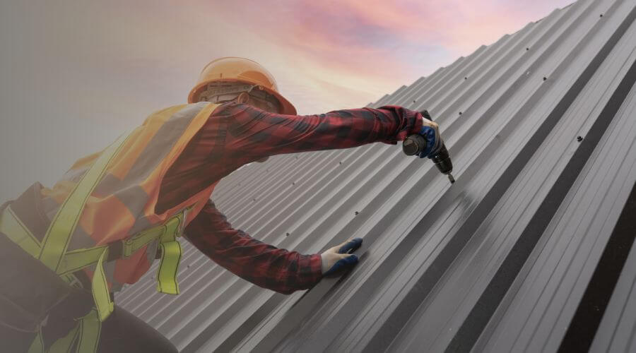 Professional gutter cleaning in Rutherford, TN